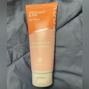 New Coconut & Fig Hair Mask with Coconut Oil & Murumuru Butter